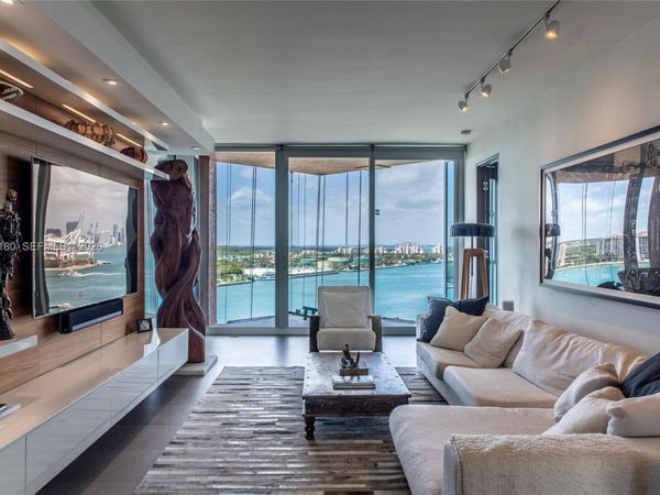 300 S Pointe Dr , Unit 1502, Miami Beach, FL 33139