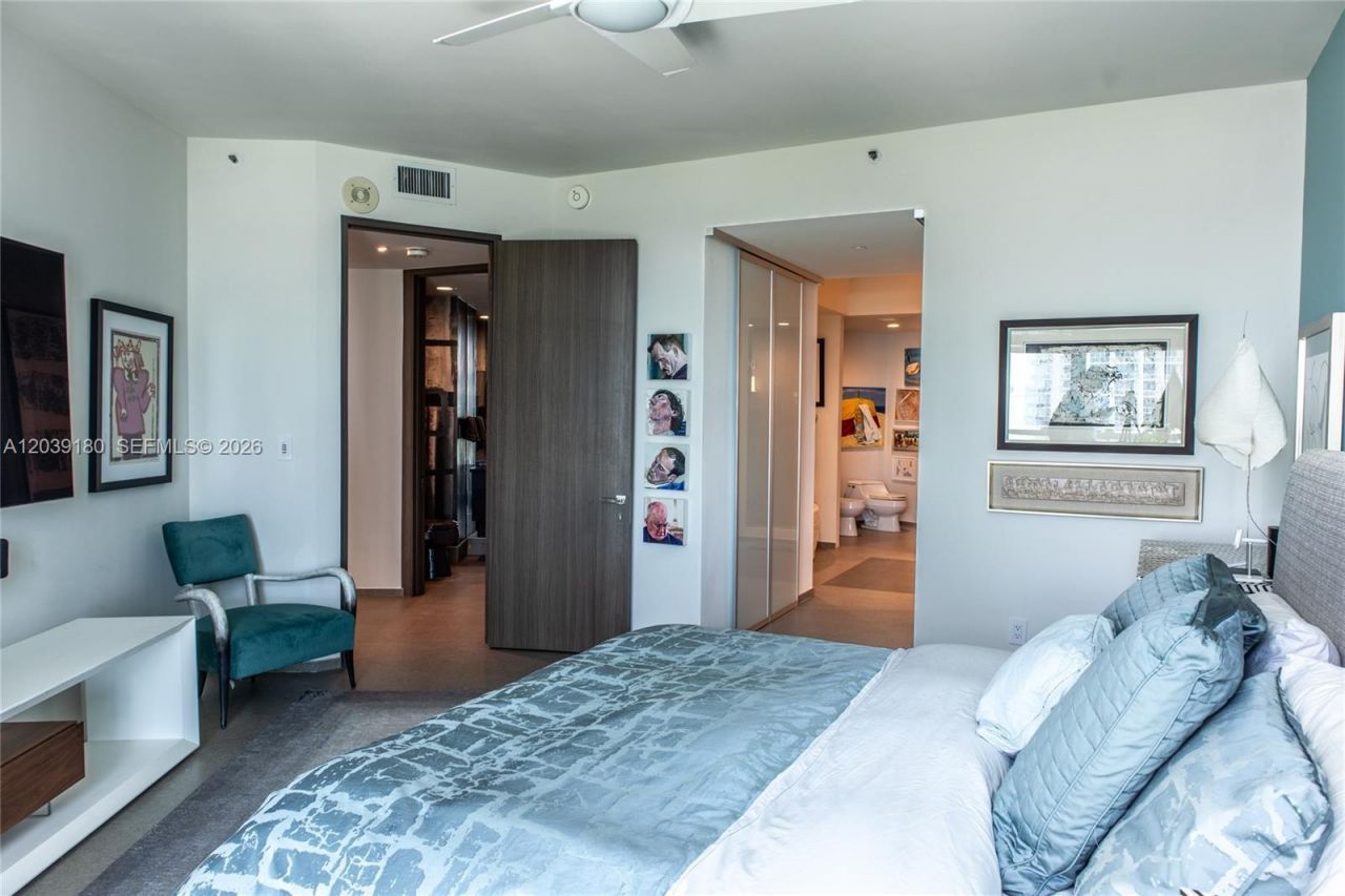300 S Pointe Dr , Unit 1502, Miami Beach, FL 33139 Photo