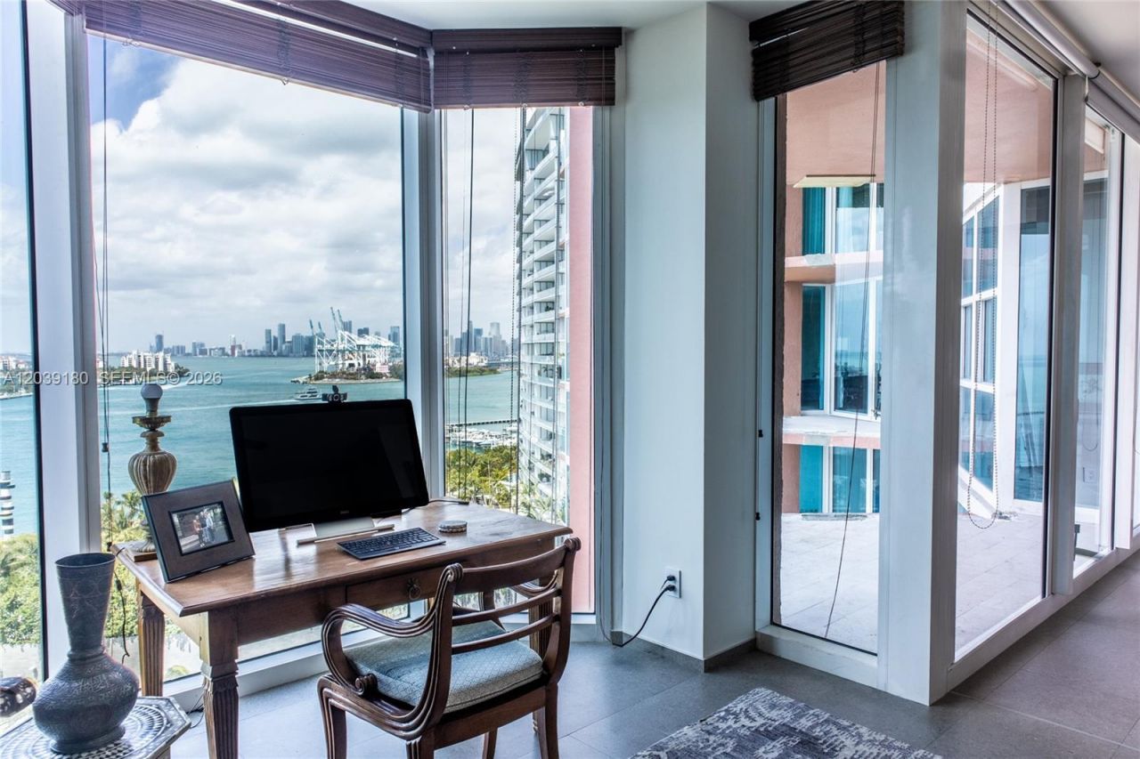 300 S Pointe Dr , Unit 1502, Miami Beach, FL 33139 Photo