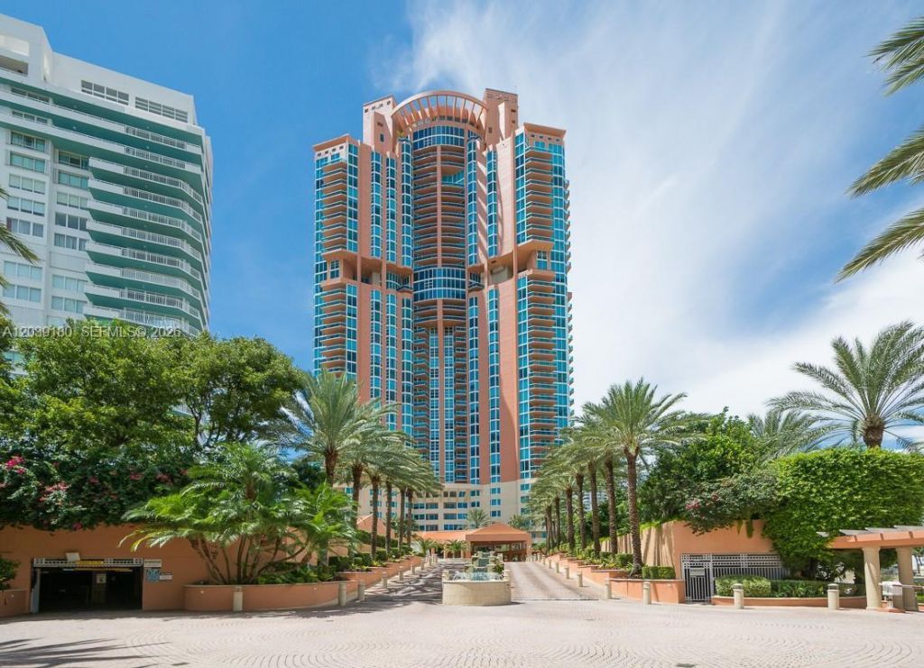 300 S Pointe Dr , Unit 1502, Miami Beach, FL 33139 Photo