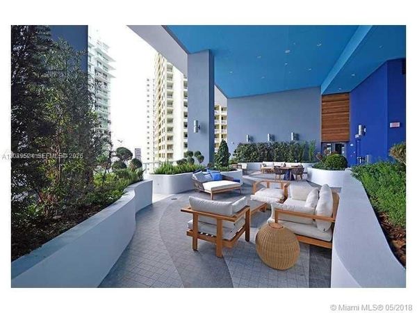 1300 Brickell Bay Dr , Unit 1707, Miami, FL 33131