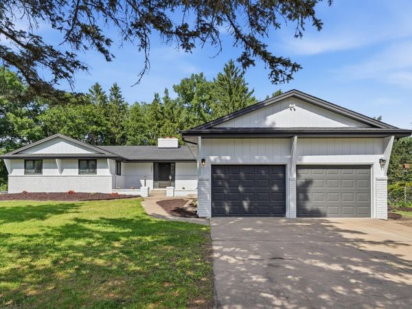 2882 Rice Creek Terrace, New Brighton, MN 55112