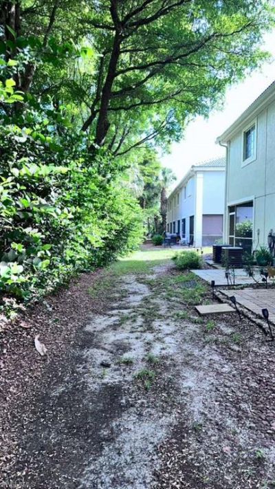 8239 Pacific Beach Dr , Fort Myers, FL 33966 Photo