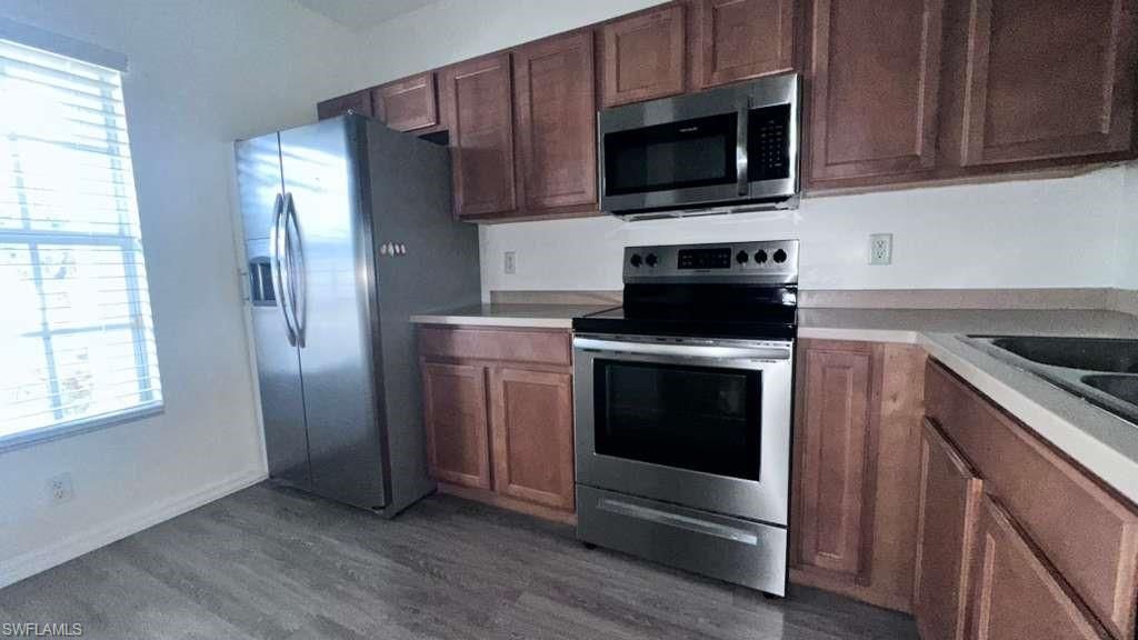 8239 Pacific Beach Dr , Fort Myers, FL 33966 Photo
