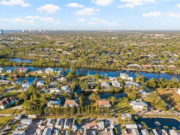 3665 RIVIERA CIR , BONITA SPRINGS, FL 34134