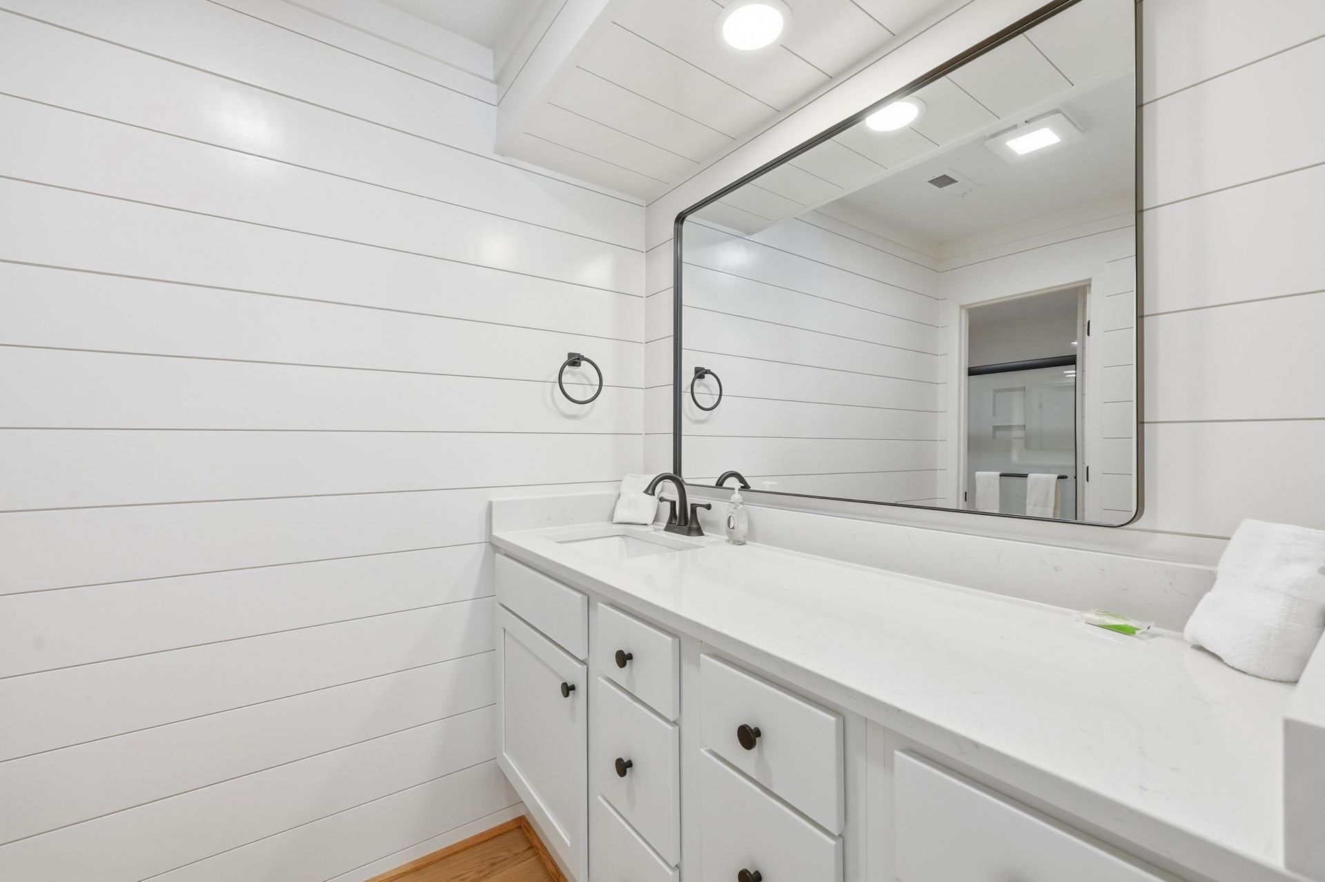 1184 Parker Dr.  Photo 40
