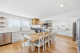 1184 Parker Dr.  photo 4