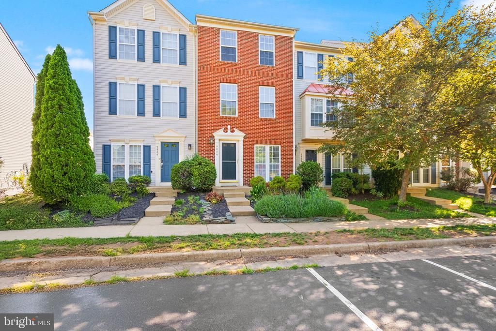 9844 Maitland Loop, Bristow, VA 20136 Main Photo