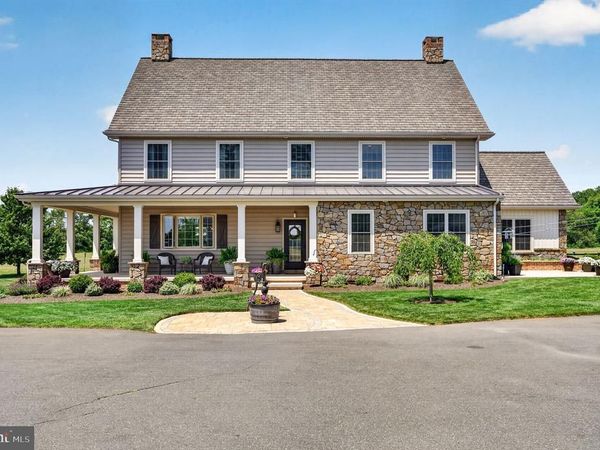 388 WOODSTOWN DARETOWN ROAD, PILESGROVE, NJ 08098