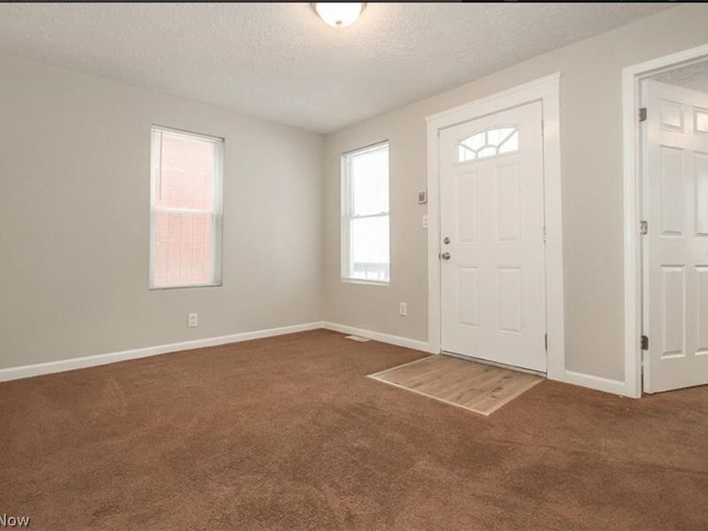 2177 W 31st Street, Cleveland, OH 44113 Photo 3