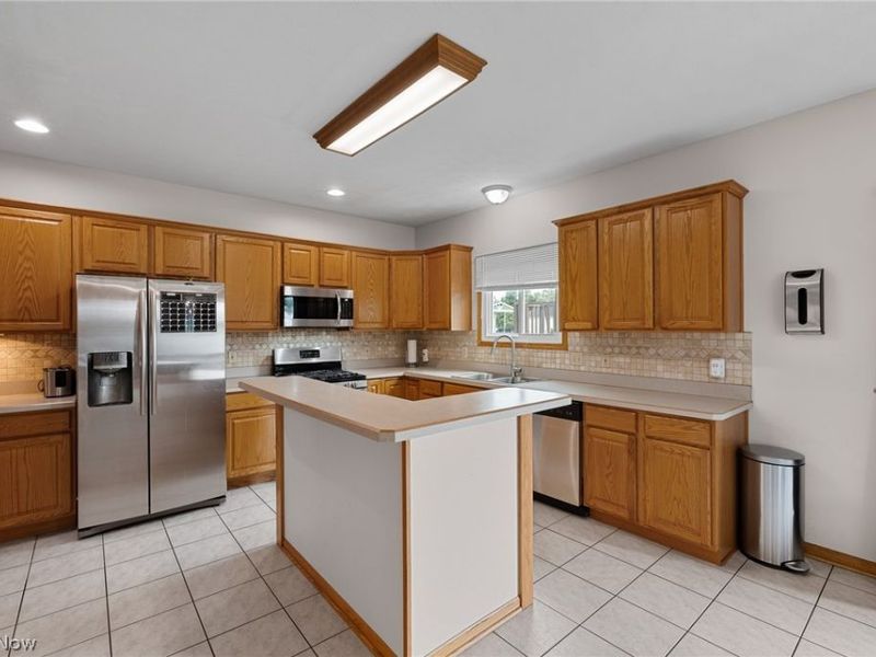 13435 Glenbrook Drive, Strongsville, OH 44136 Photo 11