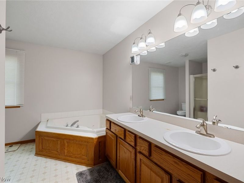 13435 Glenbrook Drive, Strongsville, OH 44136 Photo 28