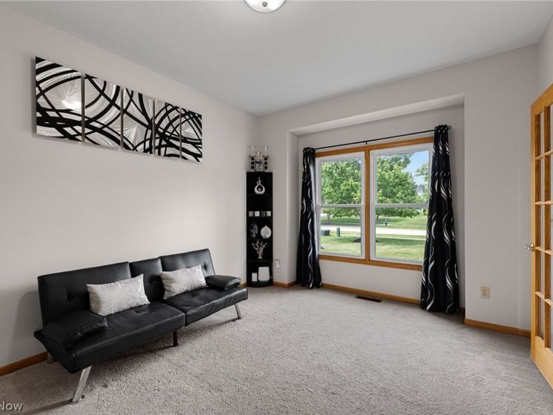 13435 Glenbrook Drive, Strongsville, OH 44136 Photo 5