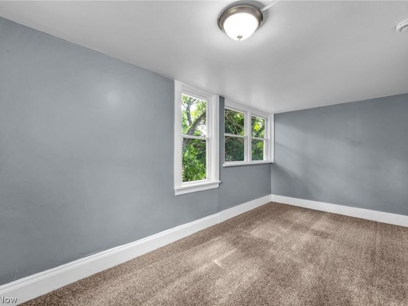 1641 E 70th Street, Cleveland, OH 44103 Photo 14