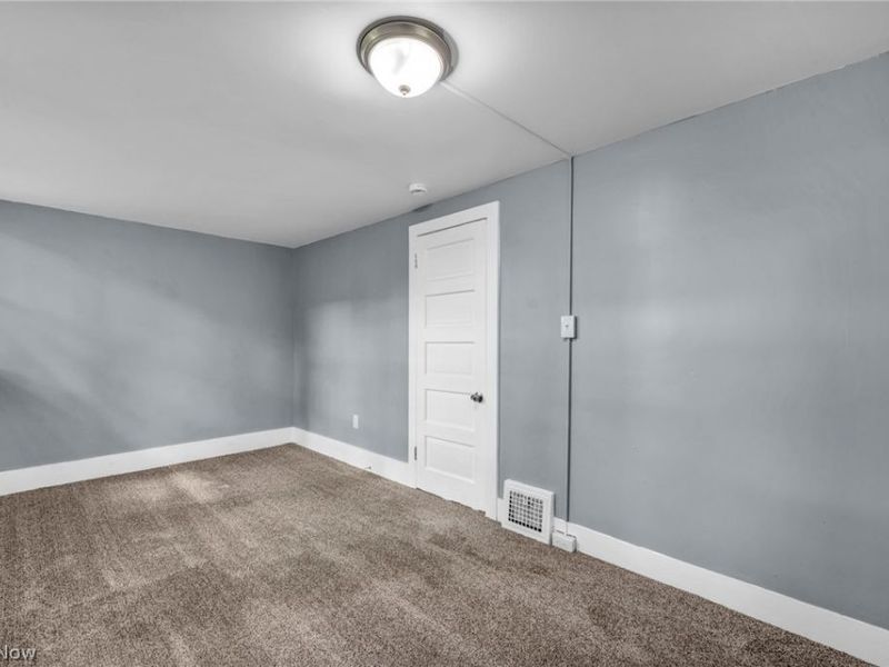 1641 E 70th Street, Cleveland, OH 44103 Photo 15