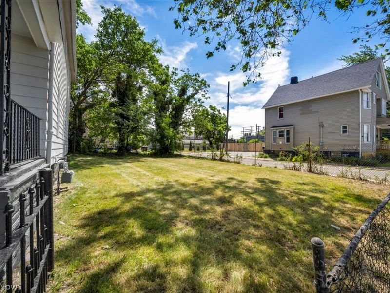 1641 E 70th Street, Cleveland, OH 44103 Photo 3