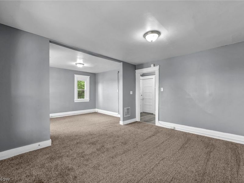 1641 E 70th Street, Cleveland, OH 44103 Photo 30