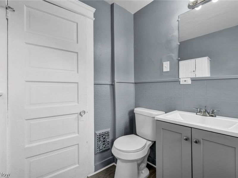 1641 E 70th Street, Cleveland, OH 44103 Photo 39
