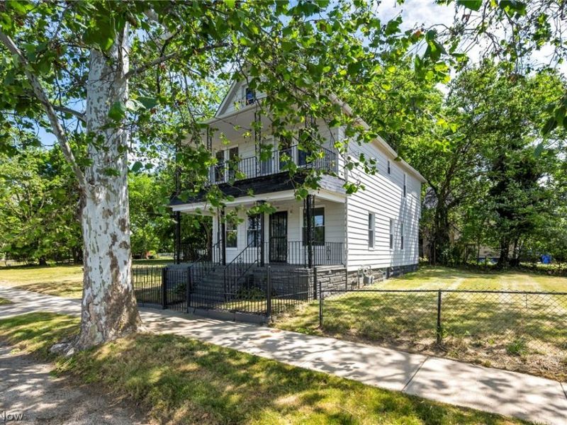 1641 E 70th Street, Cleveland, OH 44103 Photo 4