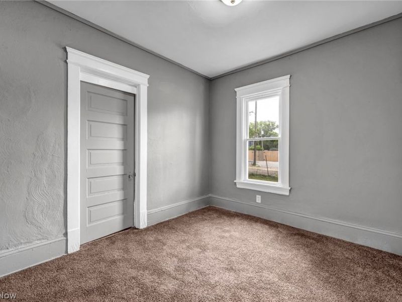 1641 E 70th Street, Cleveland, OH 44103 Photo 6