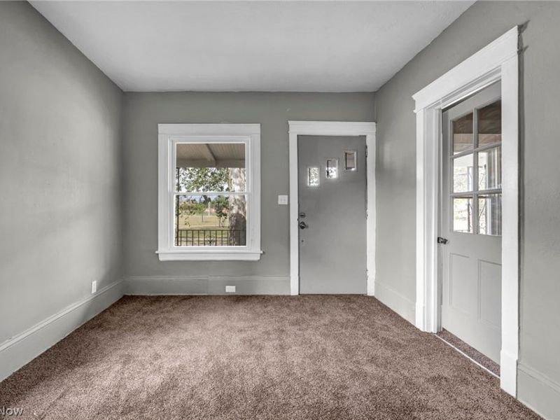 1641 E 70th Street, Cleveland, OH 44103 Photo 8