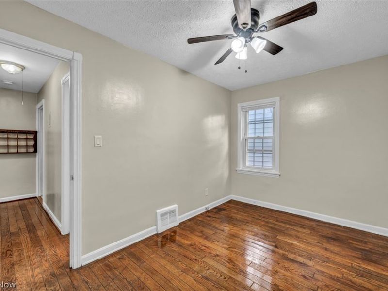 4141 W 157th Street, Cleveland, OH 44135 Photo 12