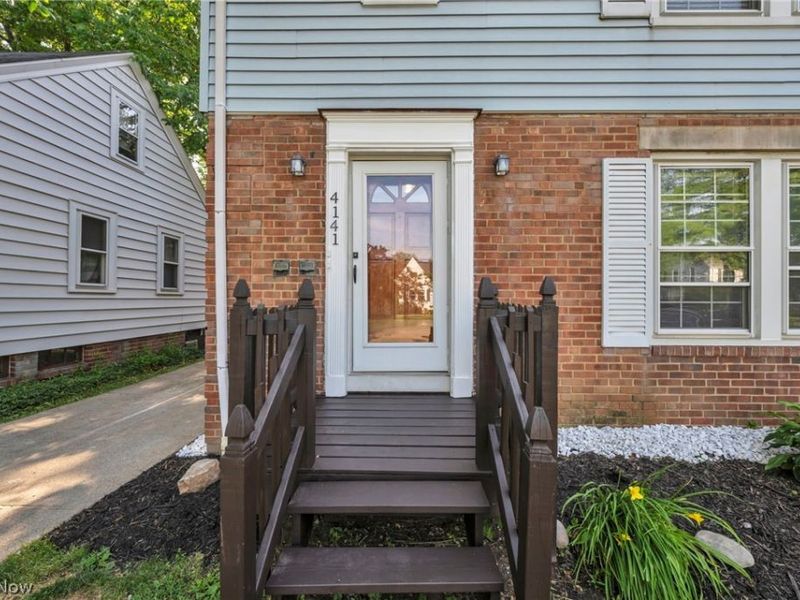 4141 W 157th Street, Cleveland, OH 44135 Photo 2