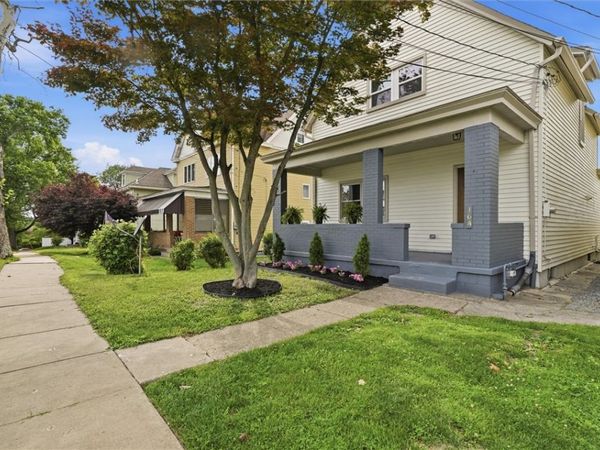 164 W Larkspur St , Homestead, PA 15120