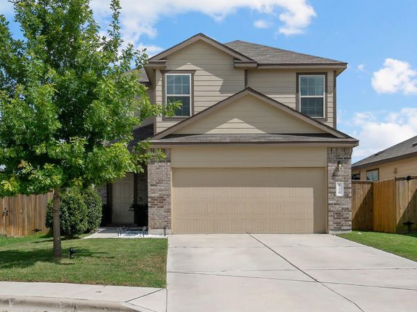 576 Greatest Gift WAY, Jarrell, TX 76537