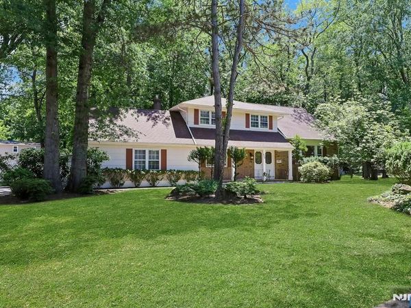 281 Rivara Court, RIDGEWOOD, NJ 07450