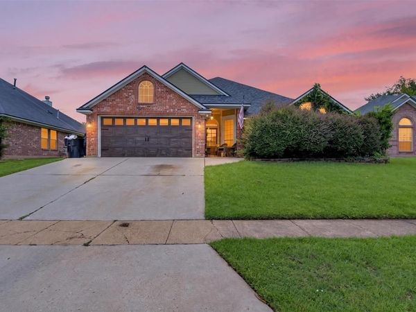 2301 Windsor Court, Bossier City, LA 71111