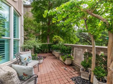 3401 Lee Parkway, Unit 104, Dallas, TX 75219