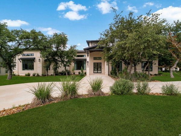 22 SAXBY GLN, San Antonio, TX 78257