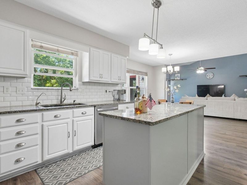 6657 Springview Drive , Westerville, OH 43082 Photo 14
