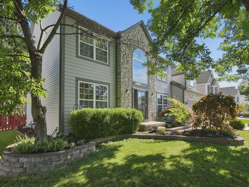 6657 Springview Drive , Westerville, OH 43082 Photo 3