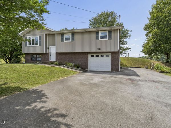 1046 Okrina Drive, Church Hill, TN 37642