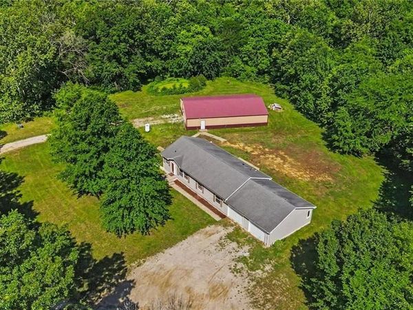 39232 Fitch Road, Richmond, MO 64085