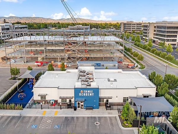 1001 S Sentinel Ln, Meridian, ID 83642