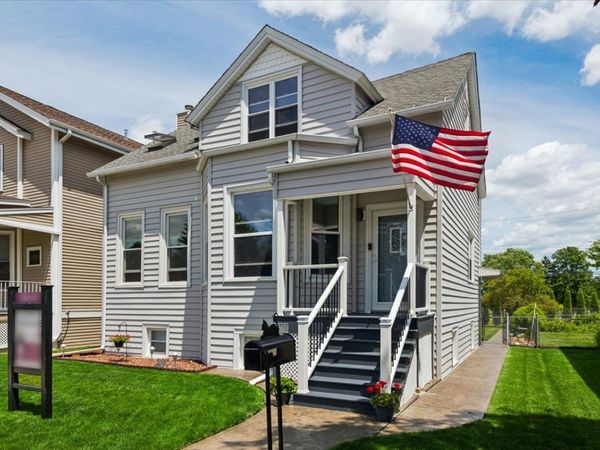 6517 N Sayre Avenue , Chicago, IL 60631