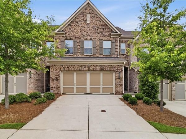 1371 Endicott Court , Cumming, GA 30041