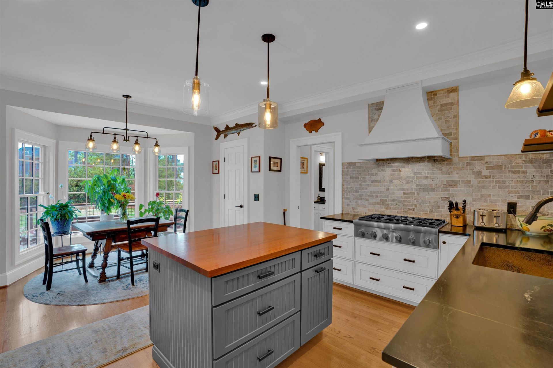 95 Oak Brook Drive Photo 10