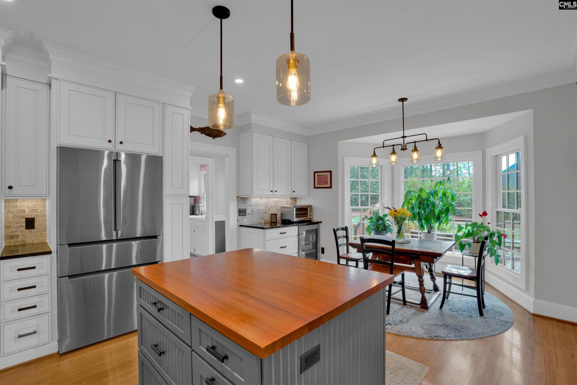 95 Oak Brook Drive Photo 11