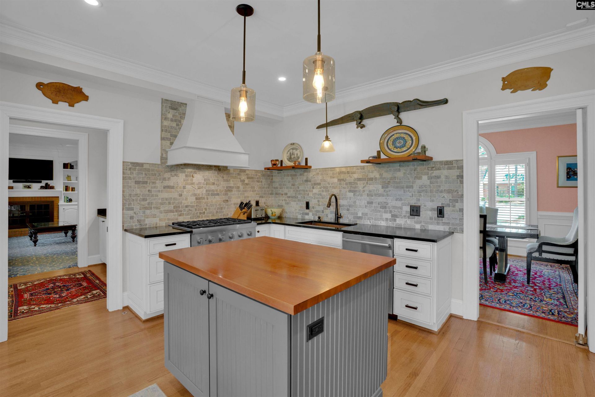 95 Oak Brook Drive Photo 9