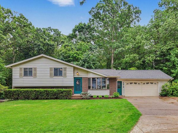 4818 Kittery Drive NW, Comstock Park, MI 49321