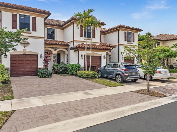 3320 W 90th Street, Hialeah, FL 33018