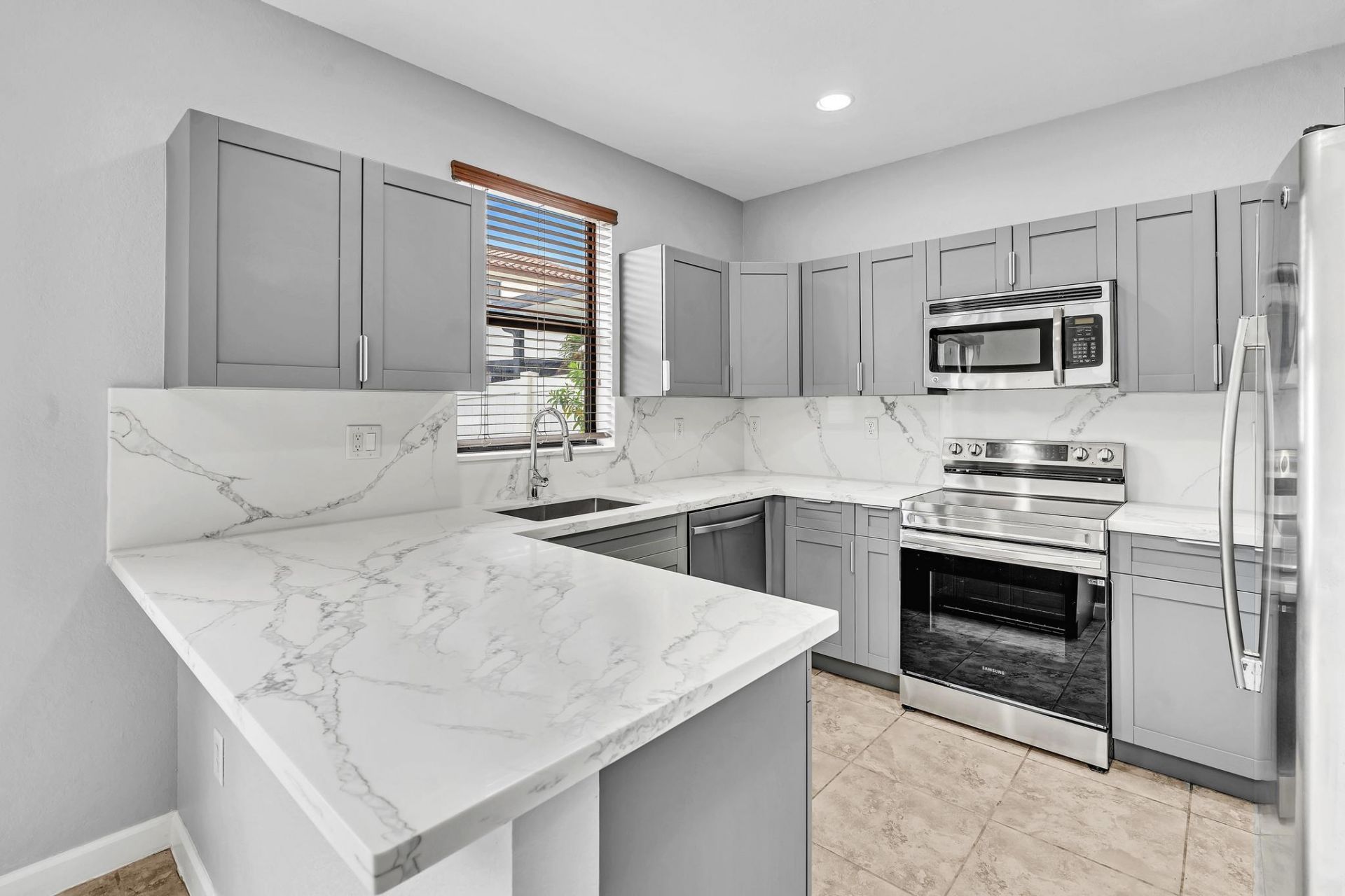 3320 W 90th Street, Hialeah, FL 33018 Photo
