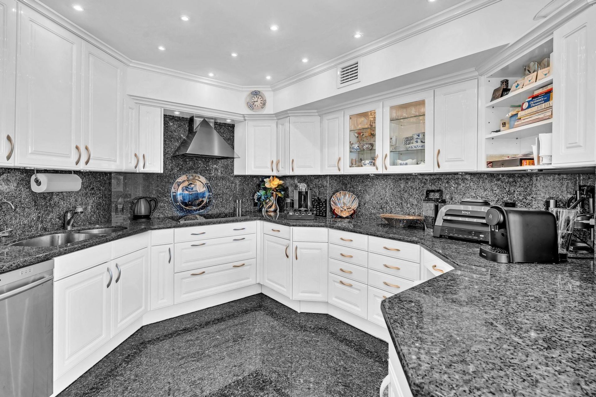 3320 W 90th Street, Hialeah, FL 33018 Photo