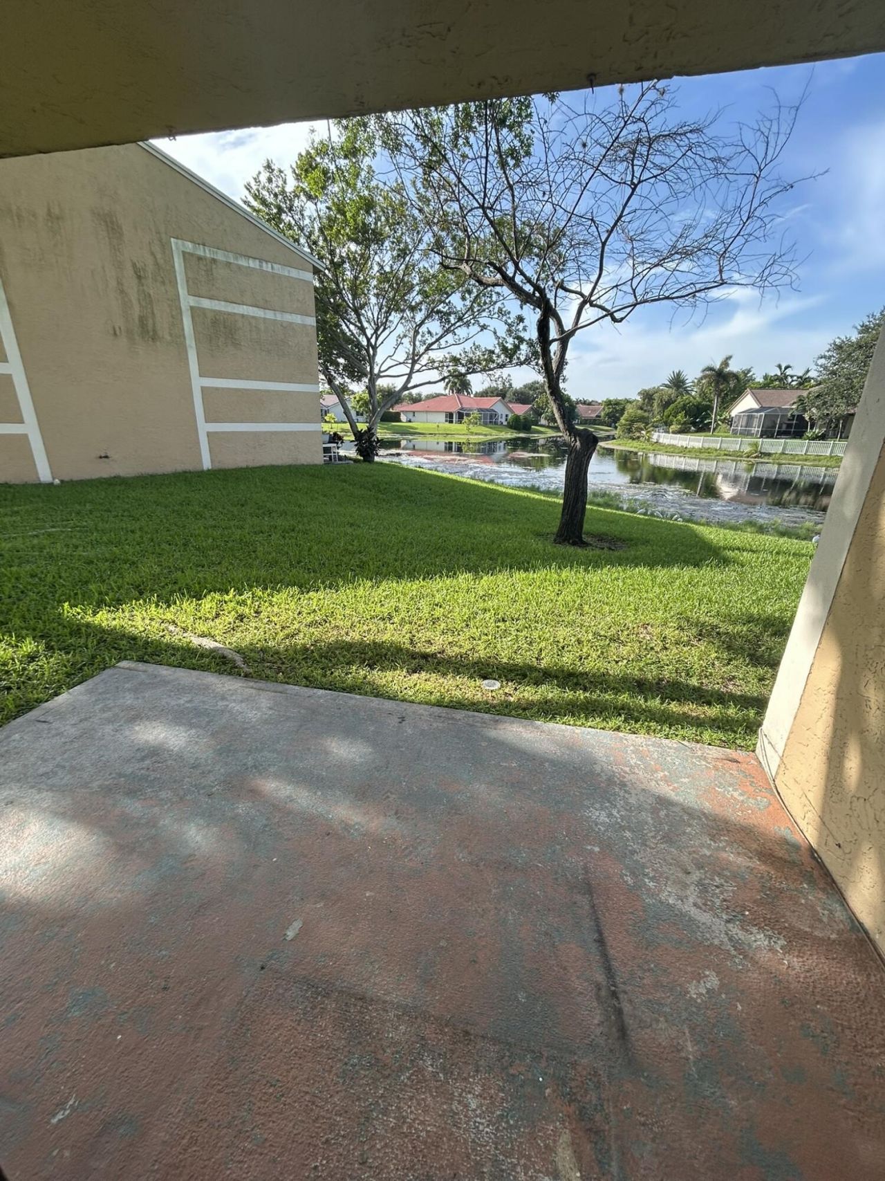 450 W Palm Cir Circle W, Unit 103, Pembroke Pines, FL 33025 Photo