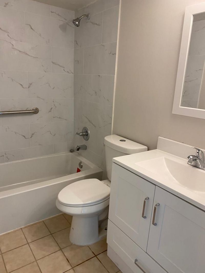 450 W Palm Cir Circle W, Unit 103, Pembroke Pines, FL 33025 Photo