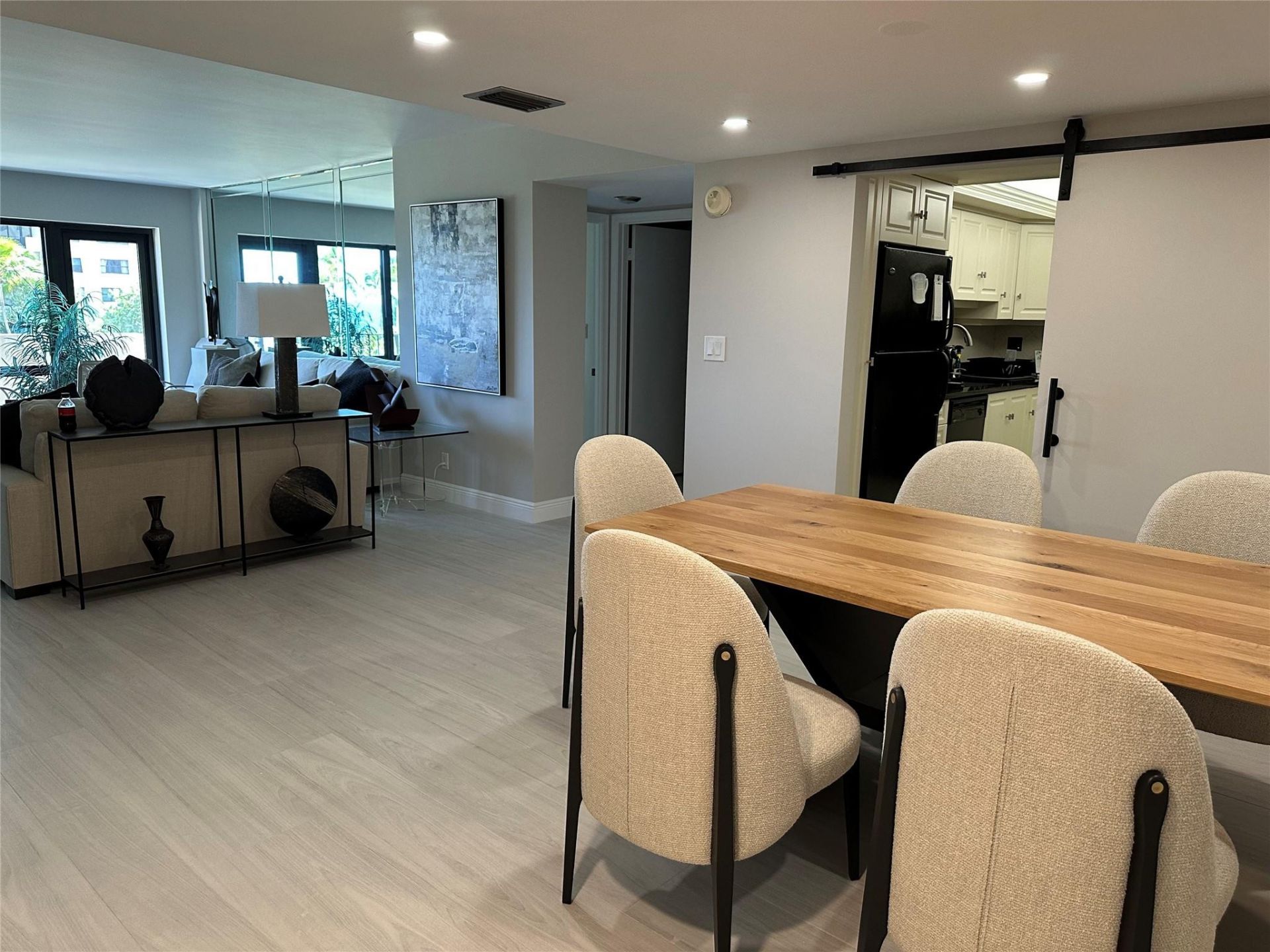 5100 N Ocean Boulevard, Unit 405, Lauderdale by the Sea, FL 33308 Photo